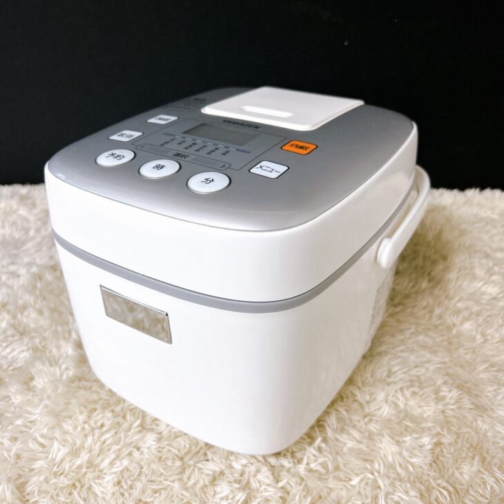 YAMAZEN（山善）マイコン炊飯ジャー YJB-300（W) 2020年製