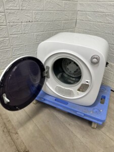 ビーティーエム 1.5キロ 小型衣類乾燥機 ES289523BAA