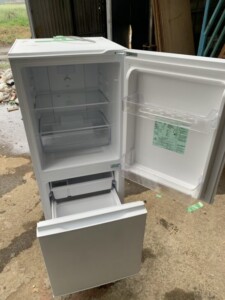 AQUA(アクア)135L 2ドア冷蔵庫 AQR-14E2(W) 2023年製