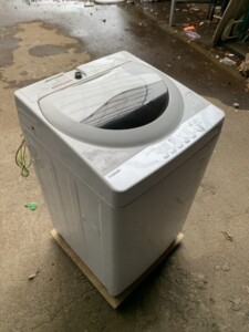 TOSHIBA(東芝)5.0キロ 全自動洗濯機 AW-5G6 2019年製