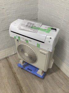 IRIS OHYAMA(アイリスオーヤマ)2.2kW ルームエアコン IHF-2207G 2023年製