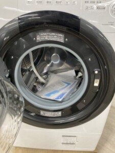 SHARP(シャープ)7.0キロ ドラム式洗濯乾燥機 ES-S7H-WL 2023年製