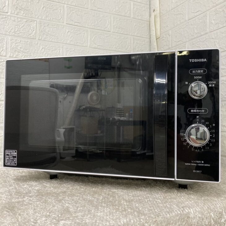 TOSHIBA（東芝）電子レンジ ER-SM17（W)2020年製