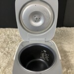YAMAZEN（山善）マイコン炊飯ジャー YJB-300（W) 2020年製
