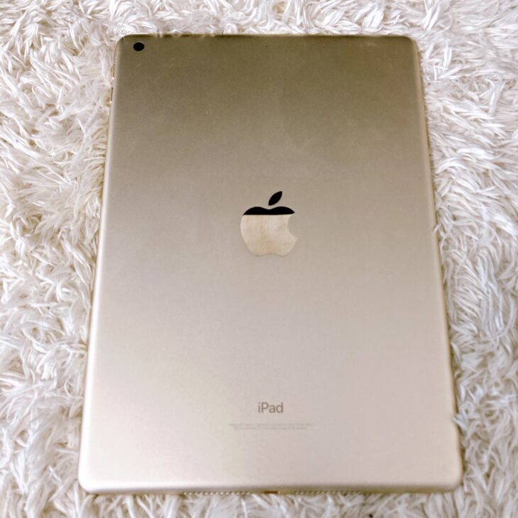 7300 iPad5 第5世代 32GB WIFIモデル A1822