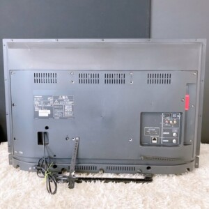 TOSHIBA(東芝)32型液晶テレビ 32V31 2020年製