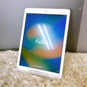 Apple(アップル)iPad 第5世代 32GB A1823