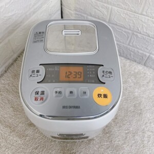 IRIS OHYAMA(アイリスオーヤマ)IHジャー炊飯器 ERC-IE30-W 2020年製