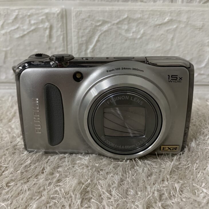 FUJIFILM（富士フィルム）コンパクトデジタルカメラ F300EXR FinePix