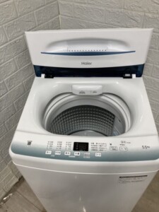 Haier(ハイアール)5.5キロ 全自動洗濯機 JW-U55HK 2021年製