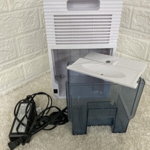 コスモネイチャー 除湿機 SZJ-18 2018年製