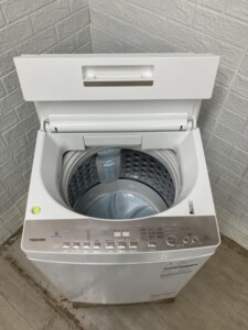 TOSHIBA(東芝)8.0キロ 全自動洗濯機 AW-BK8D7 2019年製