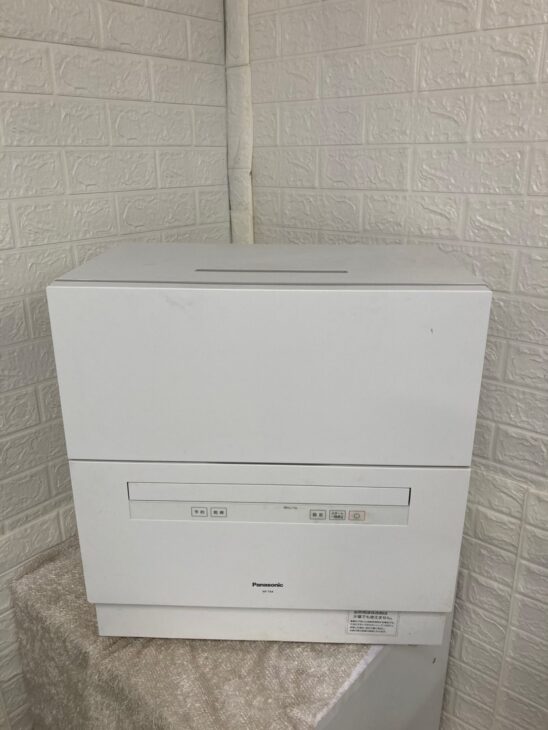Panasonic（パナソニック）食器洗い乾燥機 NP-TA4-W 2021年製