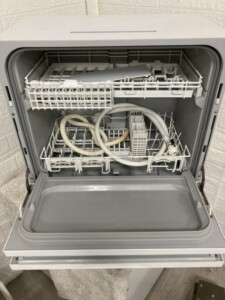Panasonic(パナソニック)食器洗い乾燥機 NP-TA4-W 2021年製