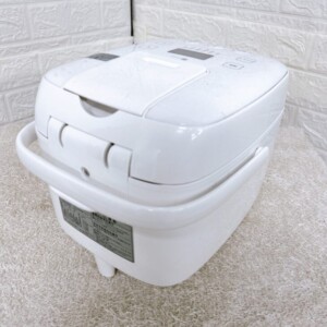 NITORI(ニトリ)マイコン炊飯ジャー BN201WH 2023年製