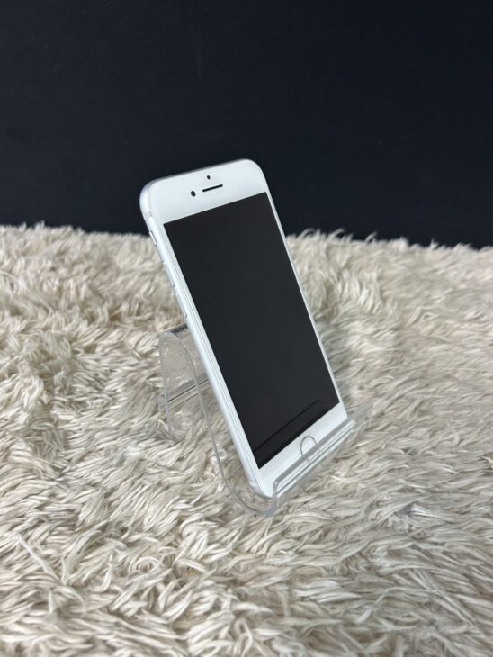 iPhone 7 斜め