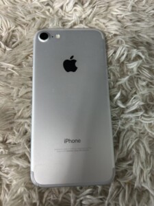 iPhone 7 背面