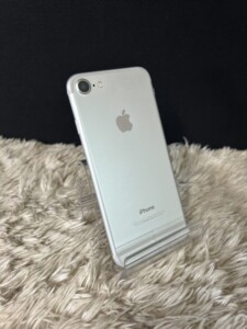 スマホ iPhone7 背面 買取