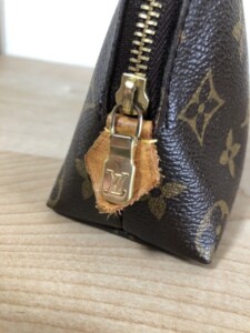 LOUIS VUITTON(ルイヴィトン)ポシェットコスメティック ポーチ モノグラム M47515