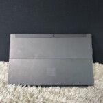 SURFACE RT 背面
