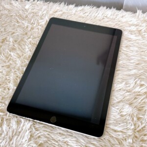 iPad MR7F2J/A 上