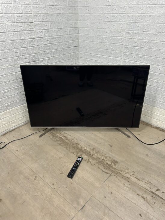 KJ-55X9500G 正面