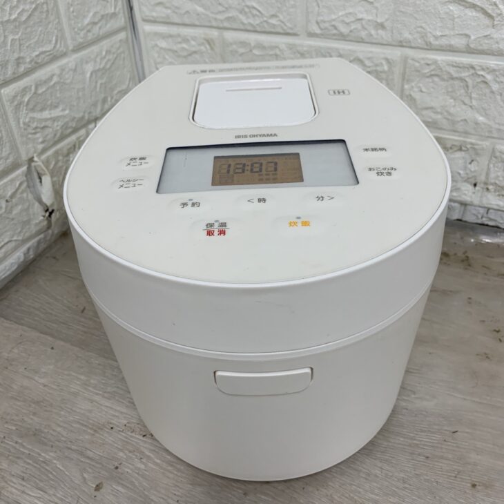 IRIS OHYAMA（アイリスオーヤマ）IHジャー炊飯器 RC-IL30-W 2023年製