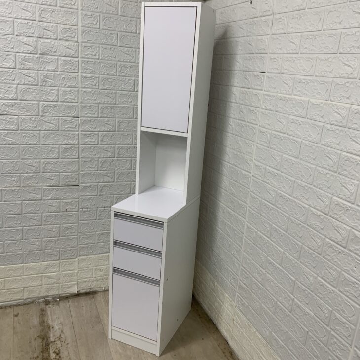 収納棚 斜め