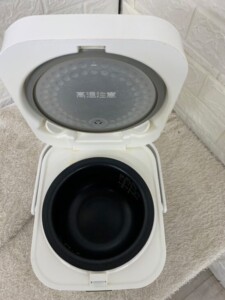 Haier(ハイアール)マイコンジャー炊飯器 JJ-M31D 2021年製