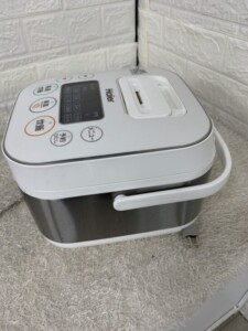 Haier(ハイアール)マイコンジャー炊飯器 JJ-M31D 2021年製