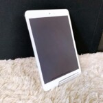 iPad　Apple iPad mini第2世代 Wi-Fiモデル 16GB A1489 7.9インチ Retina ディスプレイ アップル　正面斜め　買取