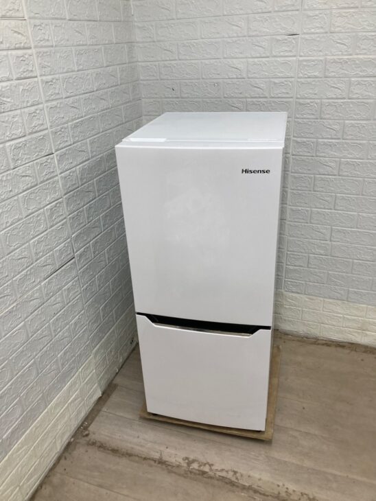 Hisense（ハイセンス）130L 2ドア冷蔵庫 HR-D1302 2020年製