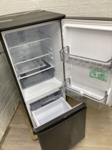 MITSUBISHI(三菱)146L 2ドア冷蔵庫 MR-P15J-H 2024年製