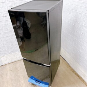 TOSHIBA(東芝)153L 2ドア冷蔵庫 GR-M15BS(K) 2018年製