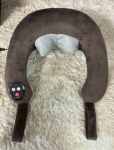 OMROM(オムロン)ネックマッサージャ HM-141-BW