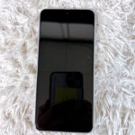 スマホ SCV49 正面