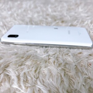 スマホ SCV49 側面