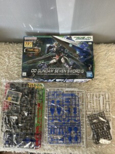 HG 1/144 ダブルオーガンダム セブンソード/G 機動戦士ガンダム00 中身