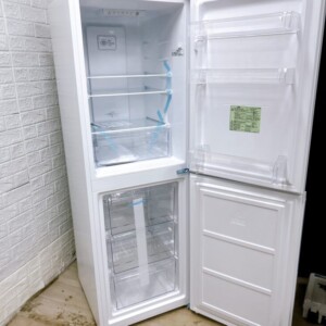 冷蔵庫 NR-230F 中身