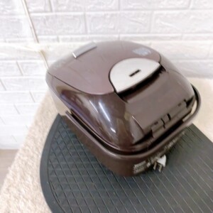 炊飯器 SR-FD101 斜め 閉じた状態