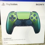 DualSense ワイヤレスコントローラー CFI-ZCT1J10 [クロマ グリーン]　正面