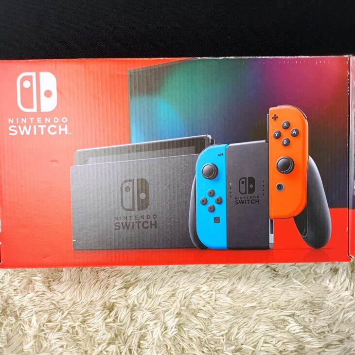 Nintendo Switch 正面