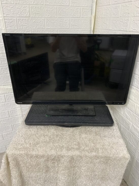 液晶テレビ　32S10　正面