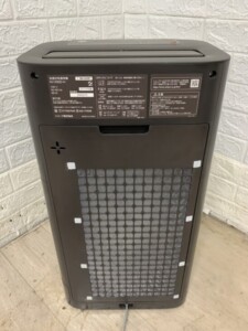 空機清浄機 KI-HS50 背面