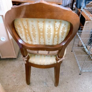 ダイニングチェア 背面