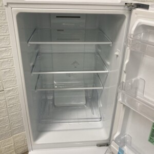 冷蔵庫 YRZ-F15LF 中