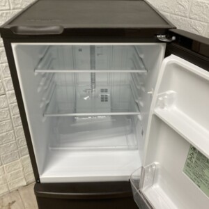冷蔵庫 NR-B14FW-T 中身
