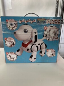 おもちゃ ロボパピーフレンドリープッチ 背面