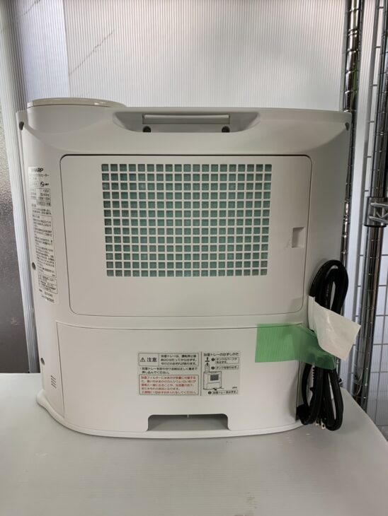SHARP HX-L120-W 2020年製
加湿セラミックファンヒーター シャープ プラズマクラスター 加湿セラミックファンヒーター HX