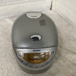 炊飯器　RC-6XK　正面